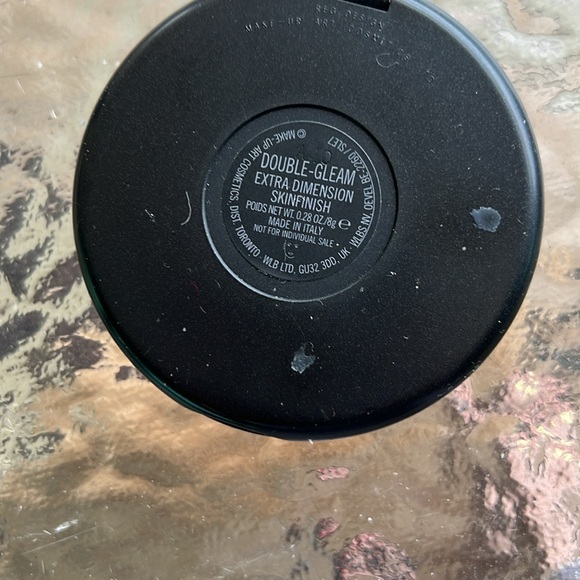 MAC DOUBLE GLAM EXTRA-DIMENSION SKIN FINISH no box brand new - Picture 2 of 3